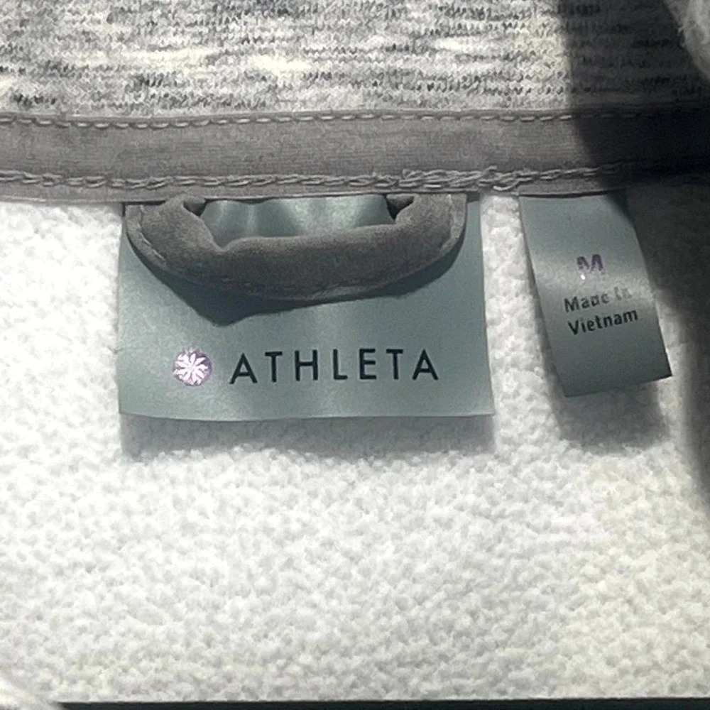 Athleta Stronger Vest‎ Womens Medium Gray Spacedye Stretch Workout Gym Training